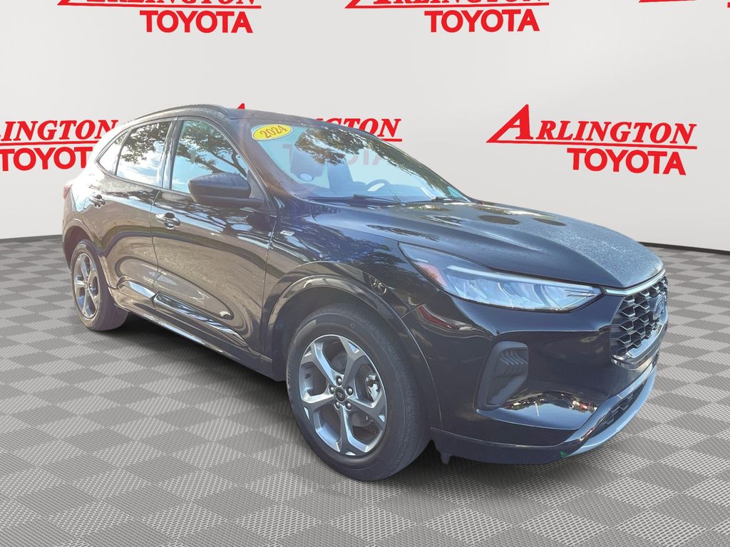 2024 Ford Escape ST-Line's photo