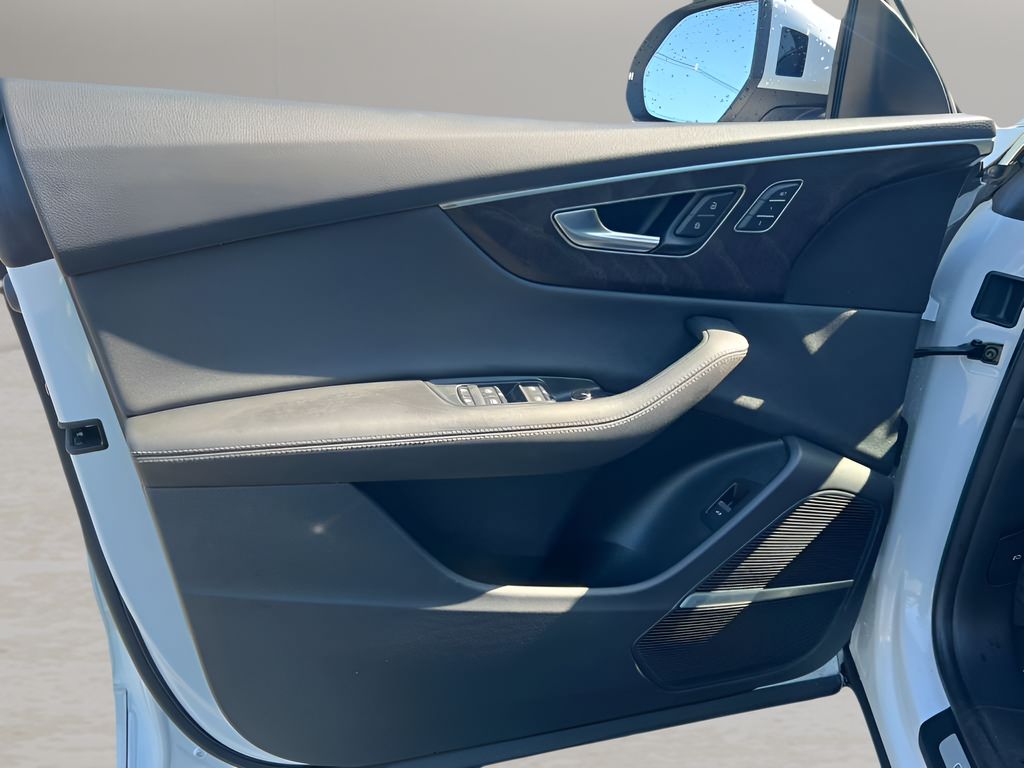Used 2023 Audi Q8 SUV