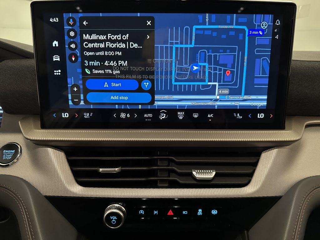 2025 Ford Explorer photo 5