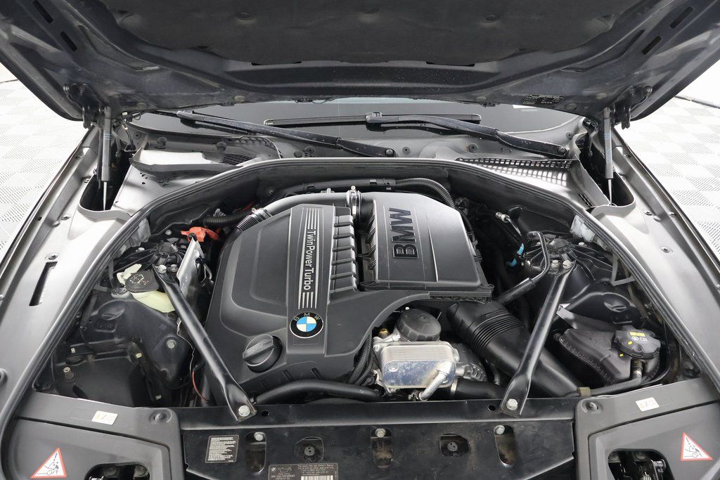 Thumbnail: 2015 BMW 5 Series - 13