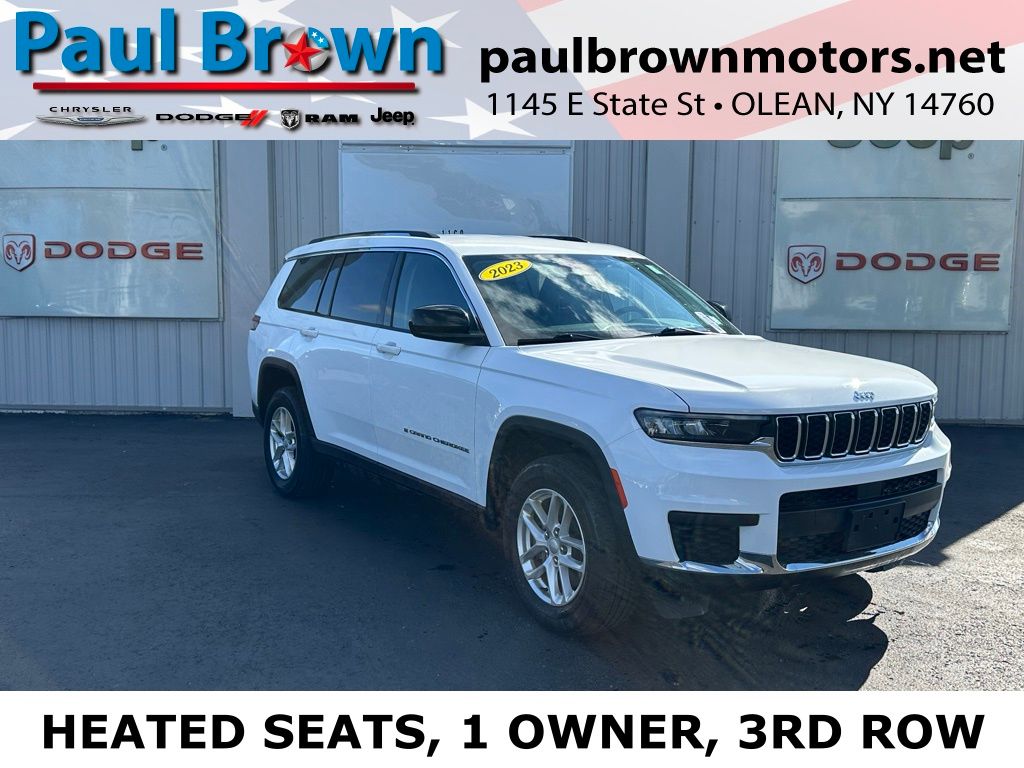 Bright White Clearcoat 2023 Jeep Grand Cherokee L Laredo 4WD SUV / Crossover Four-Wheel Drive 8-Speed Automatic