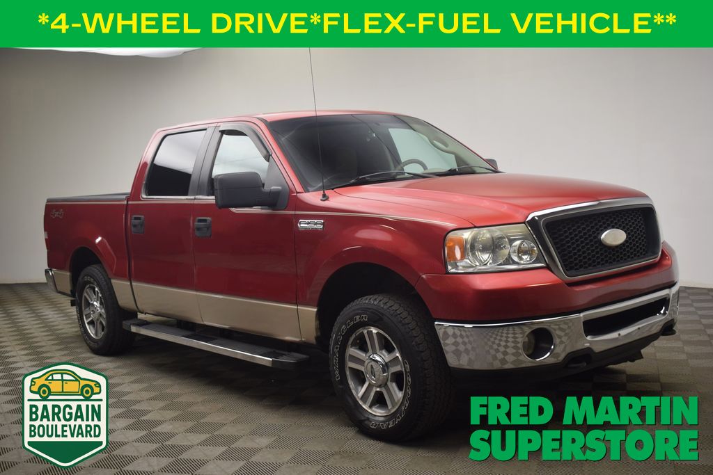Redfire Clearcoat Metallic 2007 Ford F-150 XLT SuperCrew Short Bed 4WD Pickup Truck Four-Wheel Drive 4-Speed Automatic Overdrive