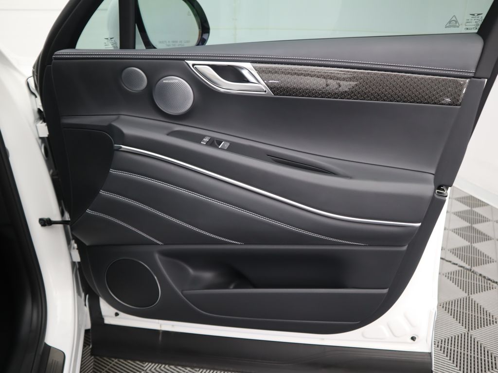 Thumbnail: 2025 Genesis GV80 - 26