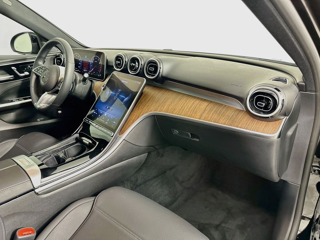 Thumbnail: 2024 Mercedes-Benz C-Class - 29