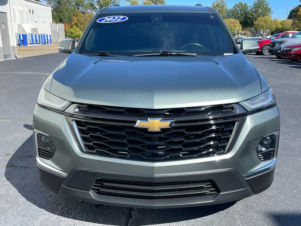 Thumbnail: 2022 Chevrolet Traverse - 9