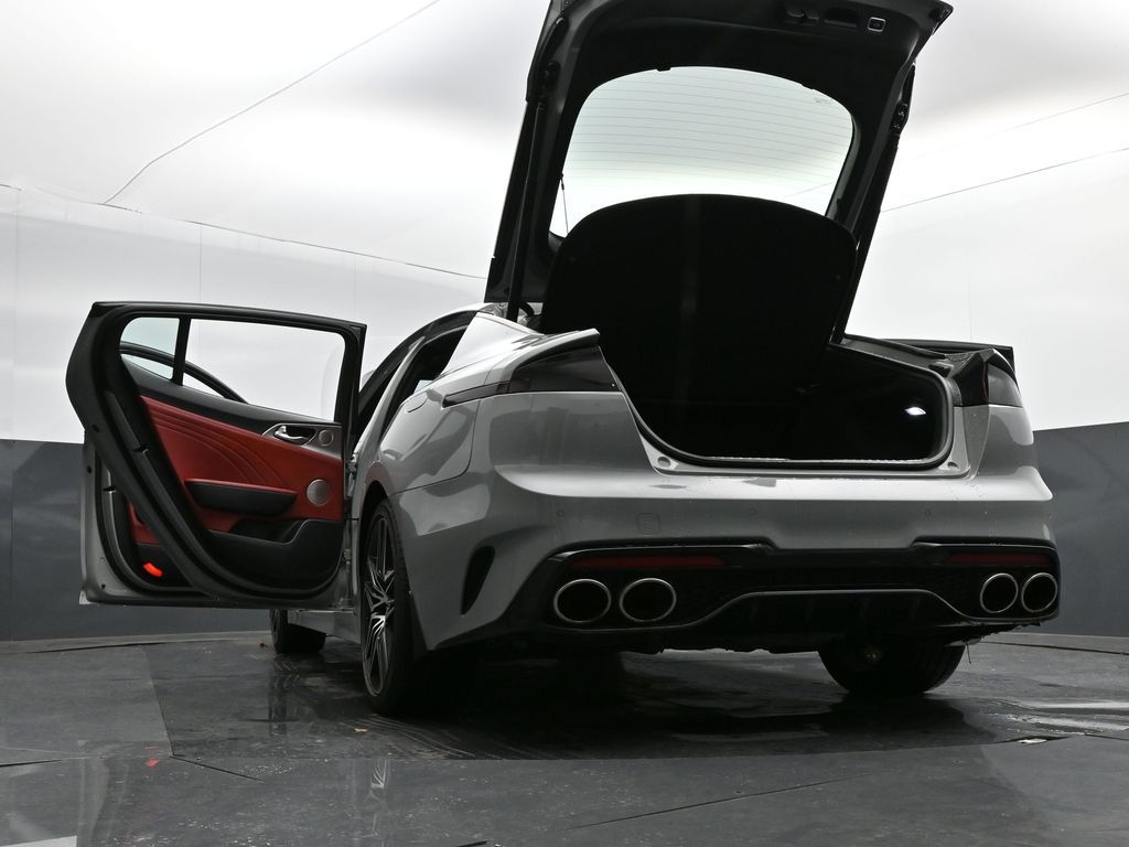 2023 Kia Stinger GT2