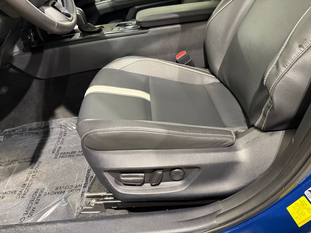 Thumbnail: 2025 Toyota Camry - 13