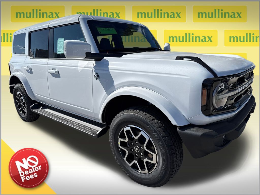 2025 Ford Bronco 4-Door Outer Banks's photo