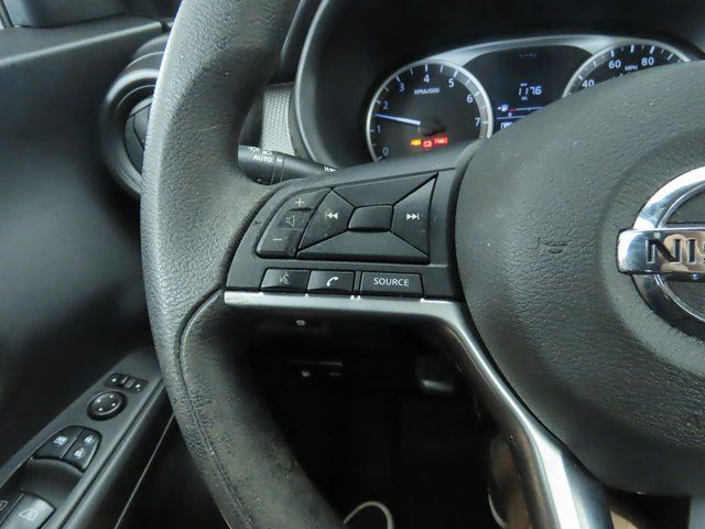 Thumbnail: 2020 Nissan Kicks - 11