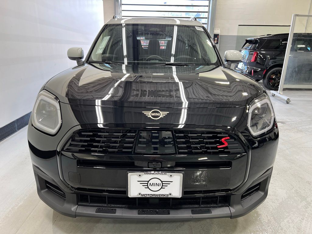 2025 MINI Cooper Countryman Base 3