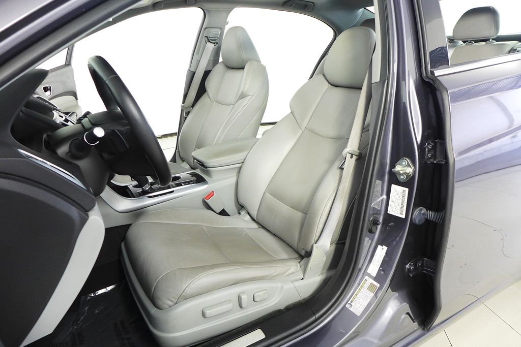 2018 Acura TLX Technology 22