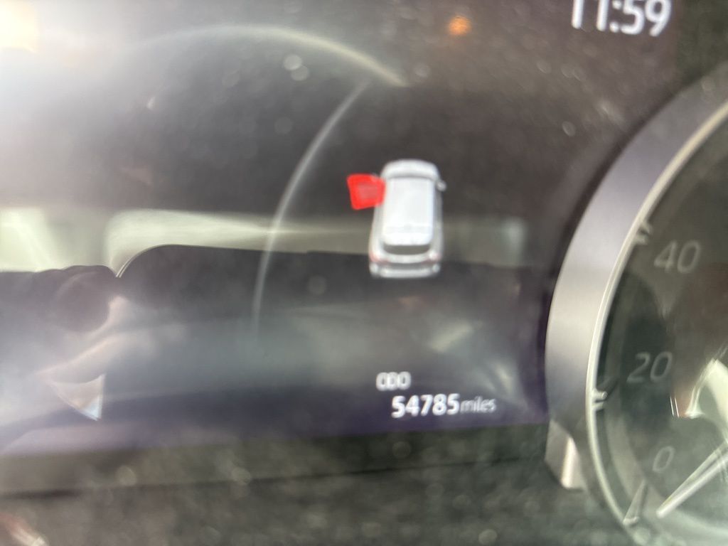 Thumbnail: 2023 Toyota Highlander - 4