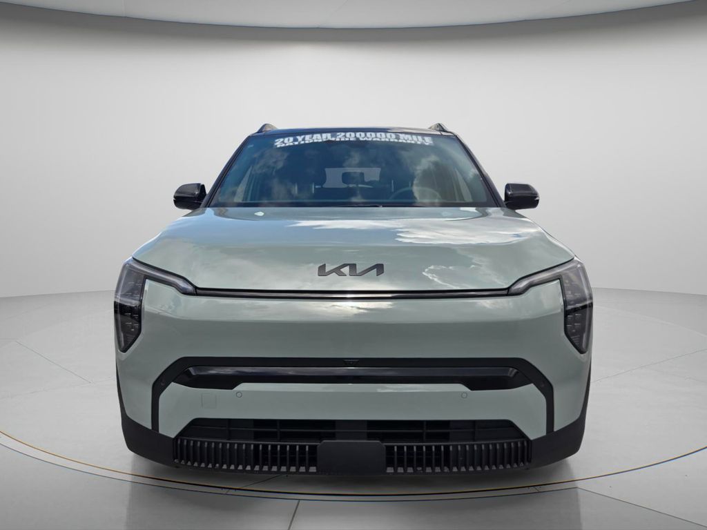 2027 Kia Ev3 - $40,460