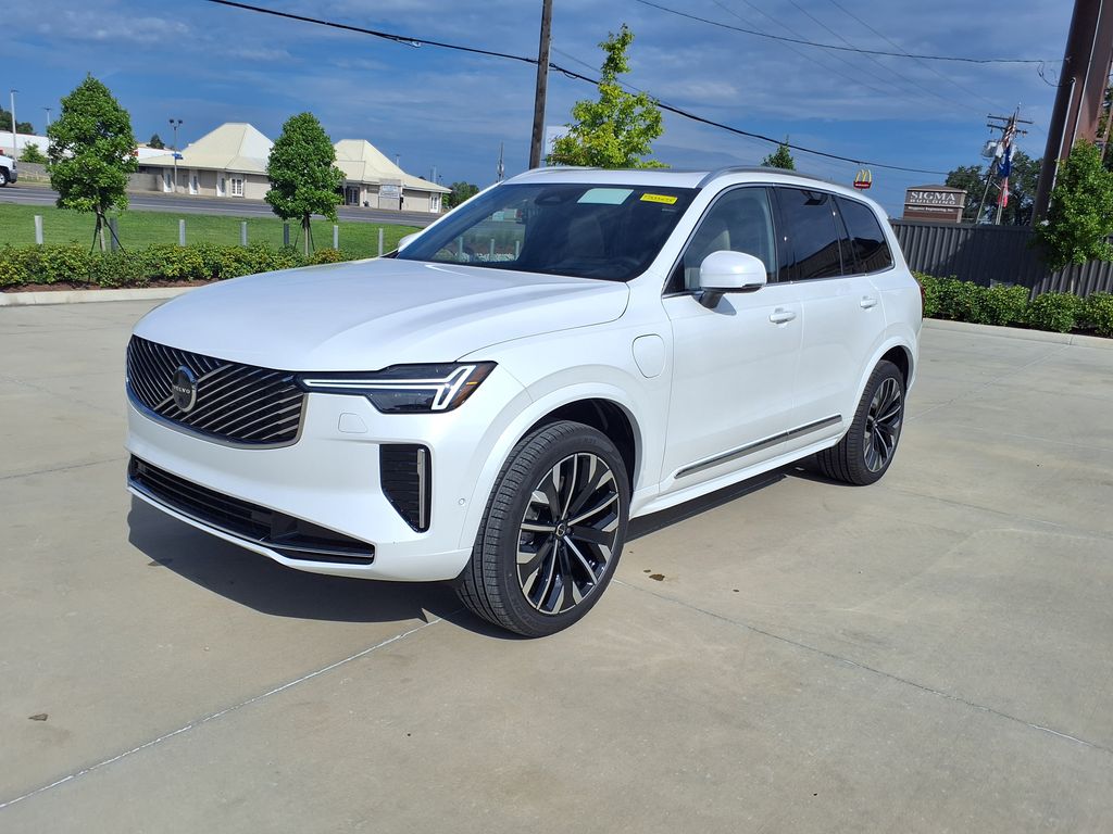 New 2026 White Volvo T8 Ultra image 3