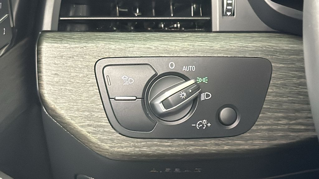 2023 Audi A4 Premium Plus 18