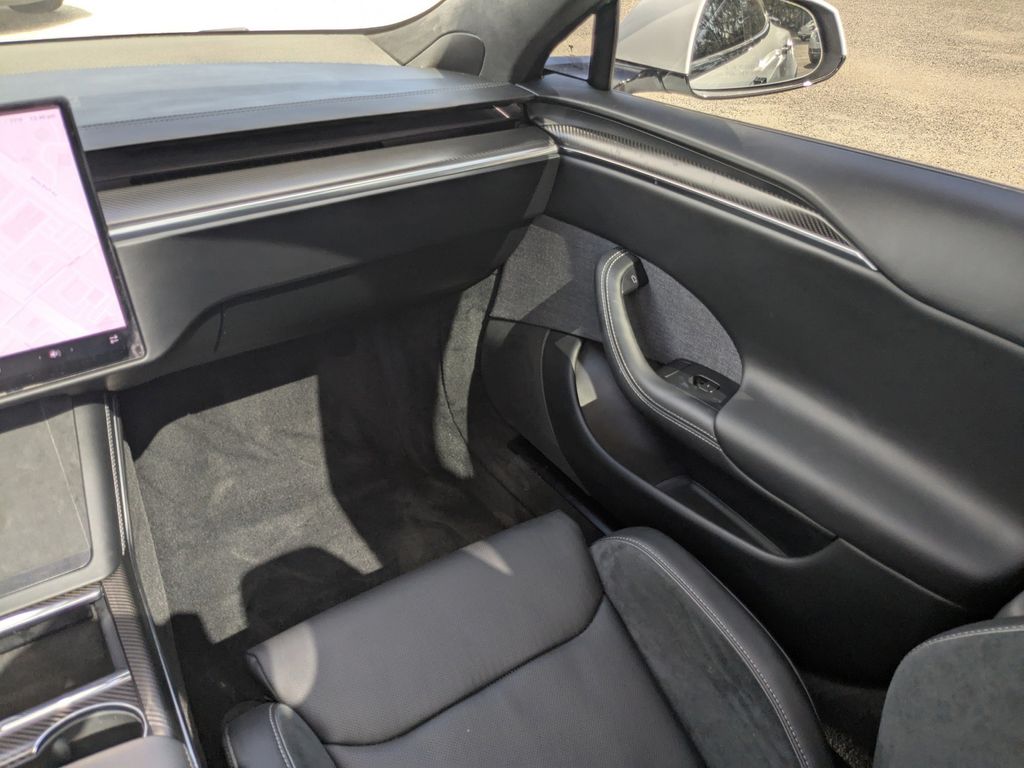 2025 Tesla Model S Plaid