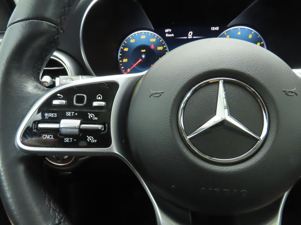 Thumbnail: 2022 Mercedes-Benz GLC - 11