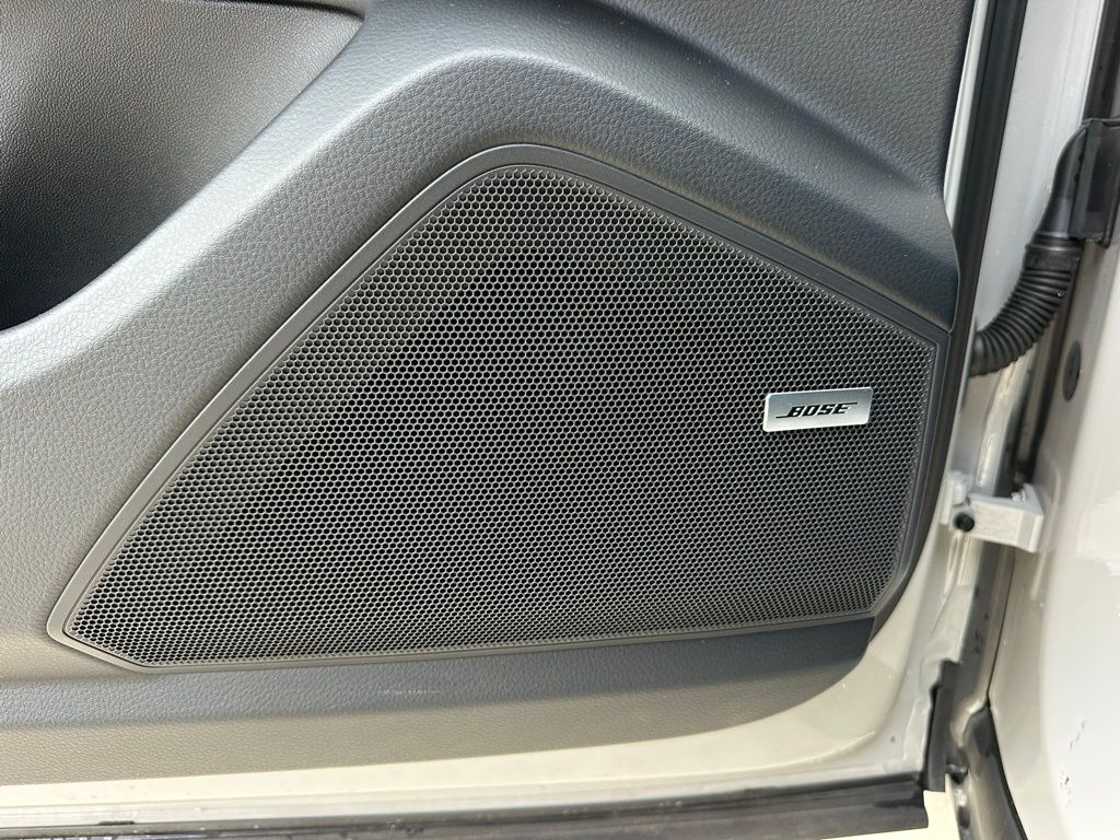 Thumbnail: 2024 Porsche Cayenne - 16