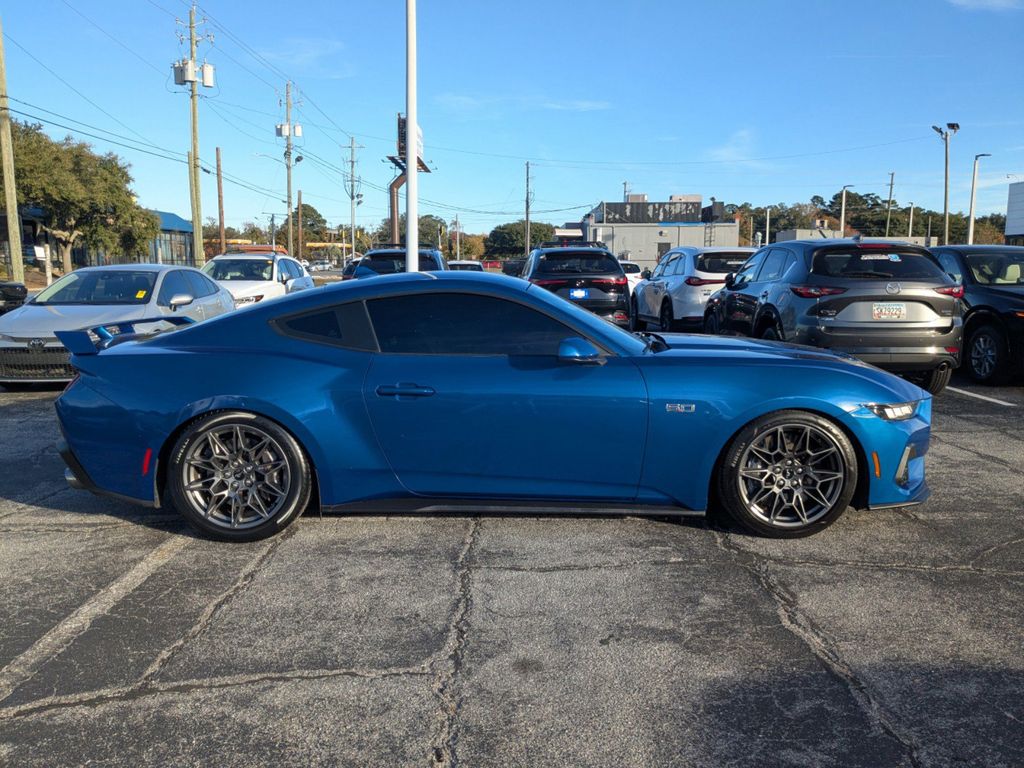 2024 Ford Mustang GT Fastback