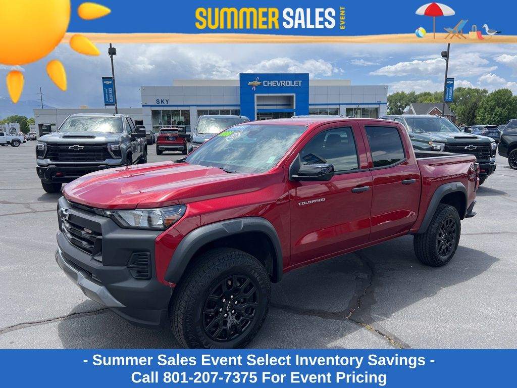 Radiant Red Tintcoat 2026 Chevrolet Colorado Pickup Truck Four-Wheel Drive 8-Speed Automatic