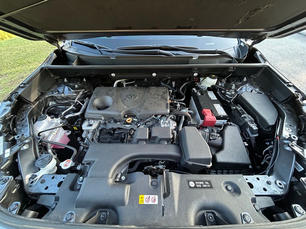 2024 Toyota RAV4 XLE Premium 11
