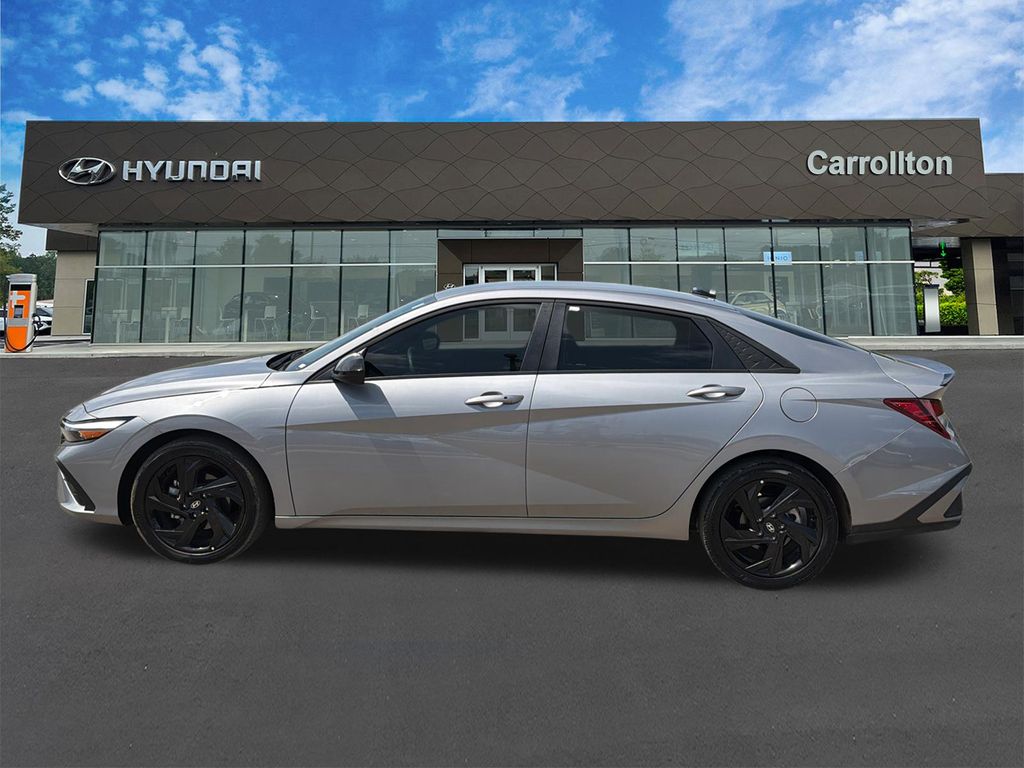 2026 Hyundai Elantra SEL Sport - Photo 8