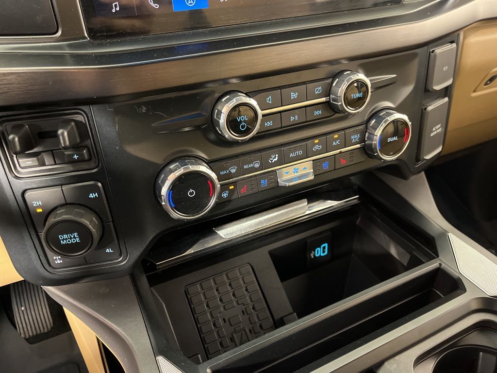 Thumbnail: 2023 Ford Econoline - 30