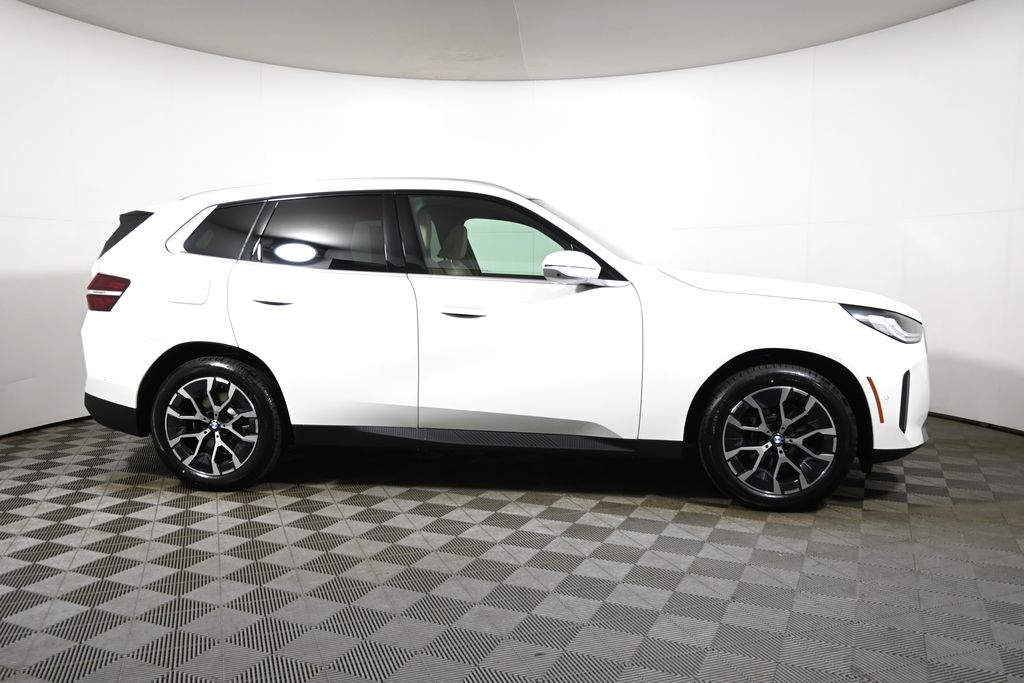 Thumbnail: 2026 BMW X3 - 8