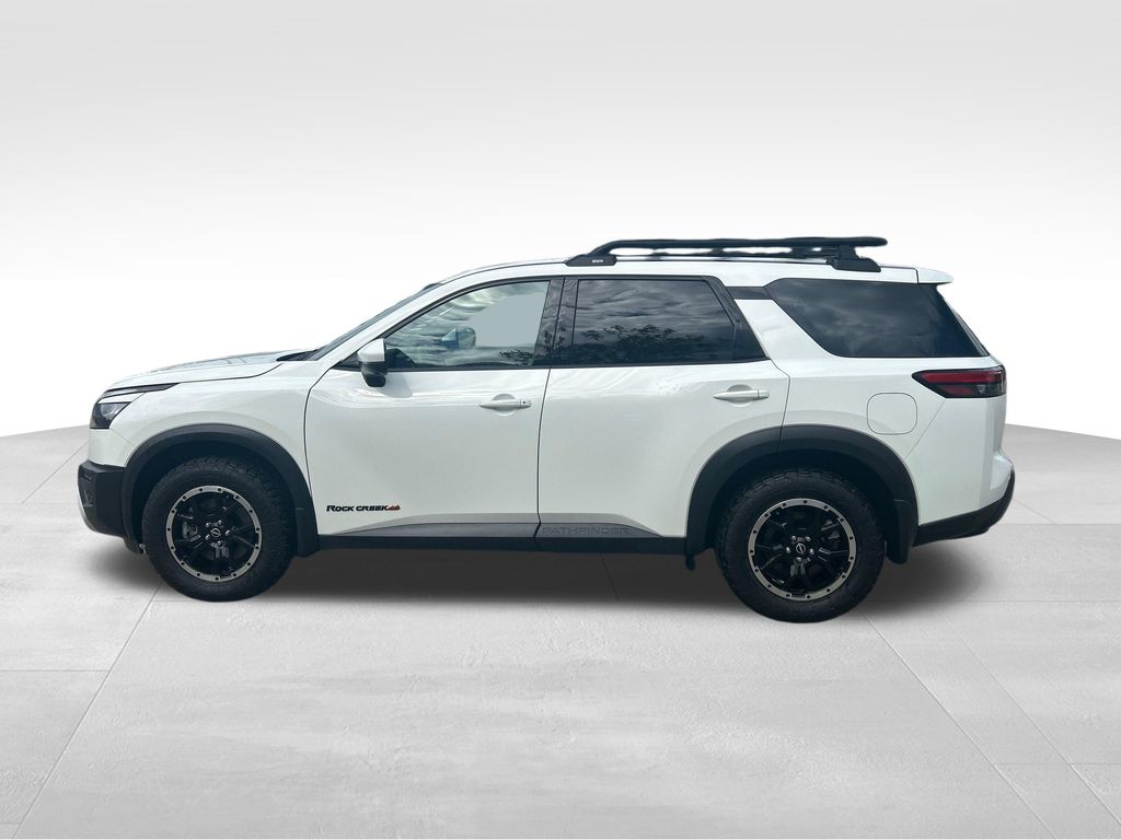 2025 Nissan Pathfinder Rock Creek White at South Hills Kia