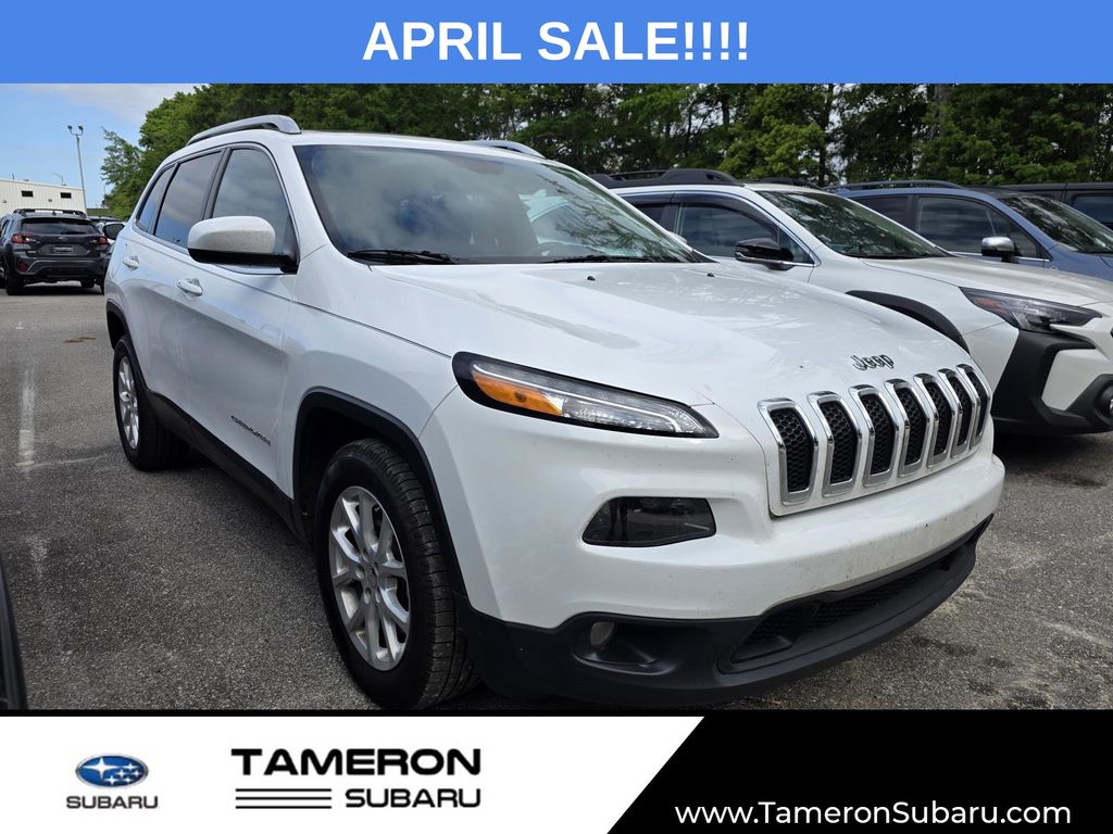 Bright White Clearcoat 2018 Jeep Cherokee Latitude Plus FWD SUV / Crossover Front-Wheel Drive 9-Speed Automatic