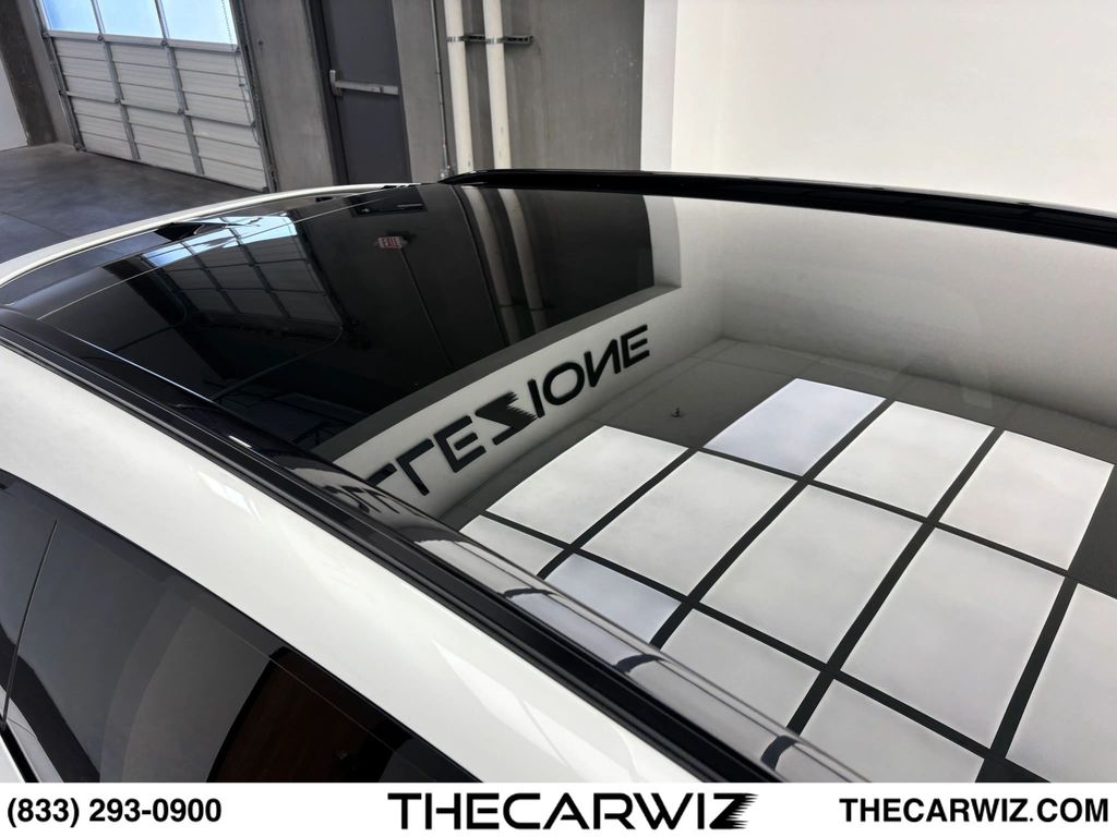 2021 Aston Martin DBX
