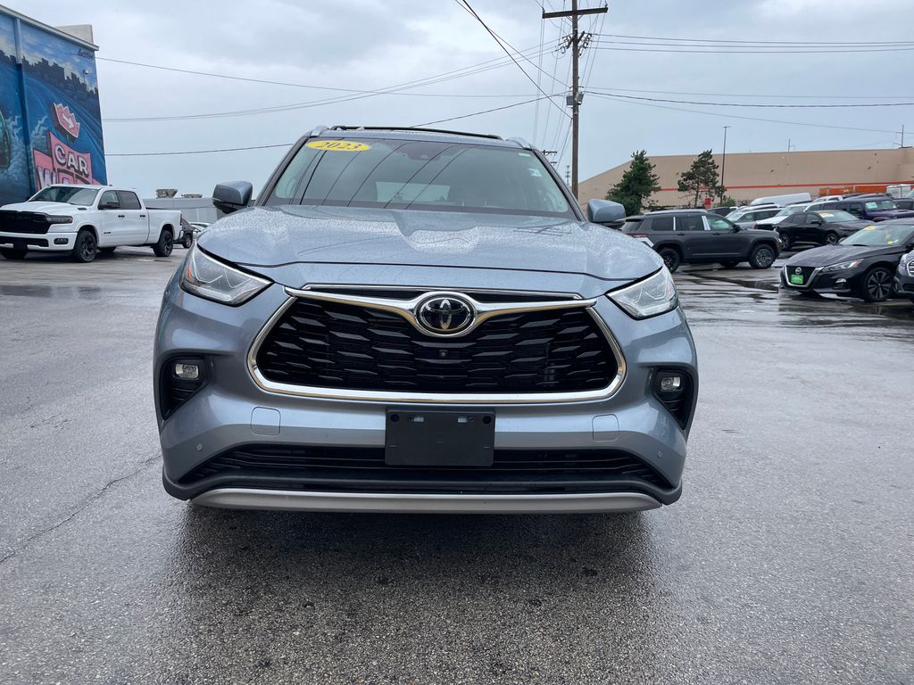 Used 2023 Toyota Highlander SUV