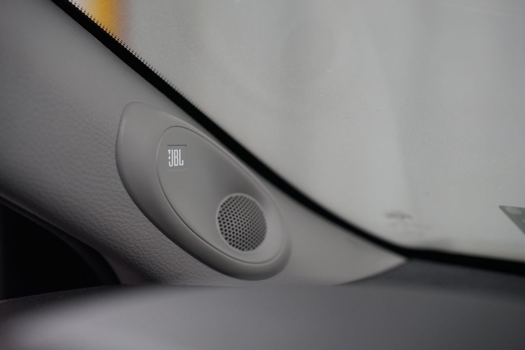 Thumbnail: 2021 Toyota Camry - 30