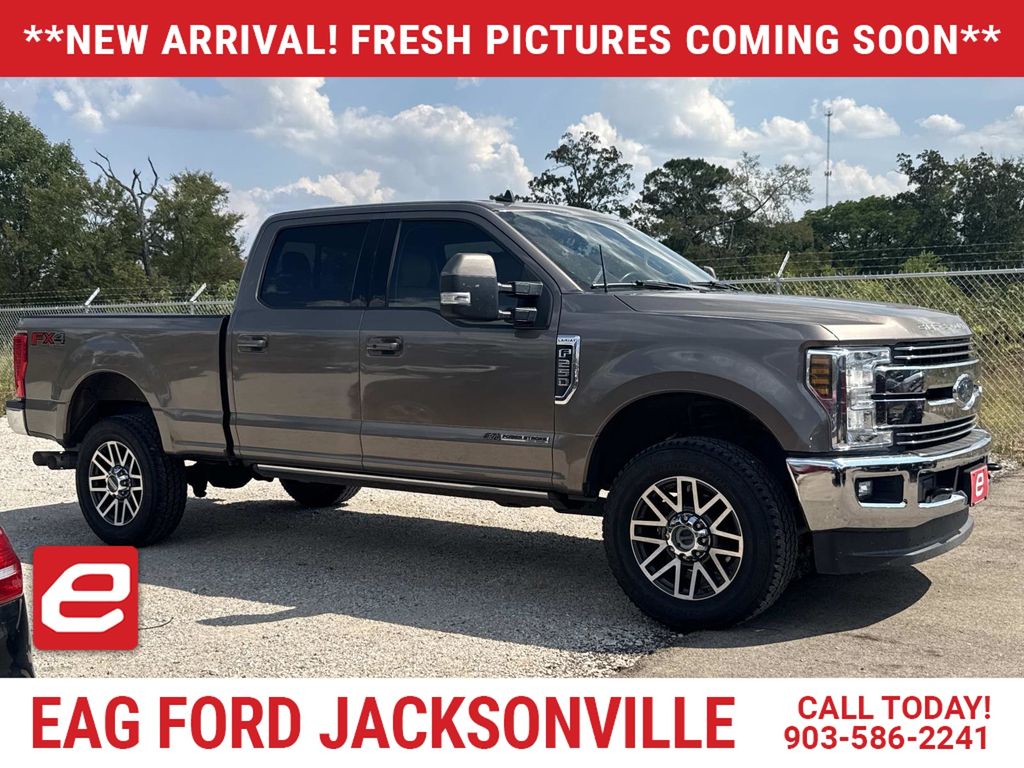 2019 Ford F-250 Super Duty Lariat Crew Cab 4WD