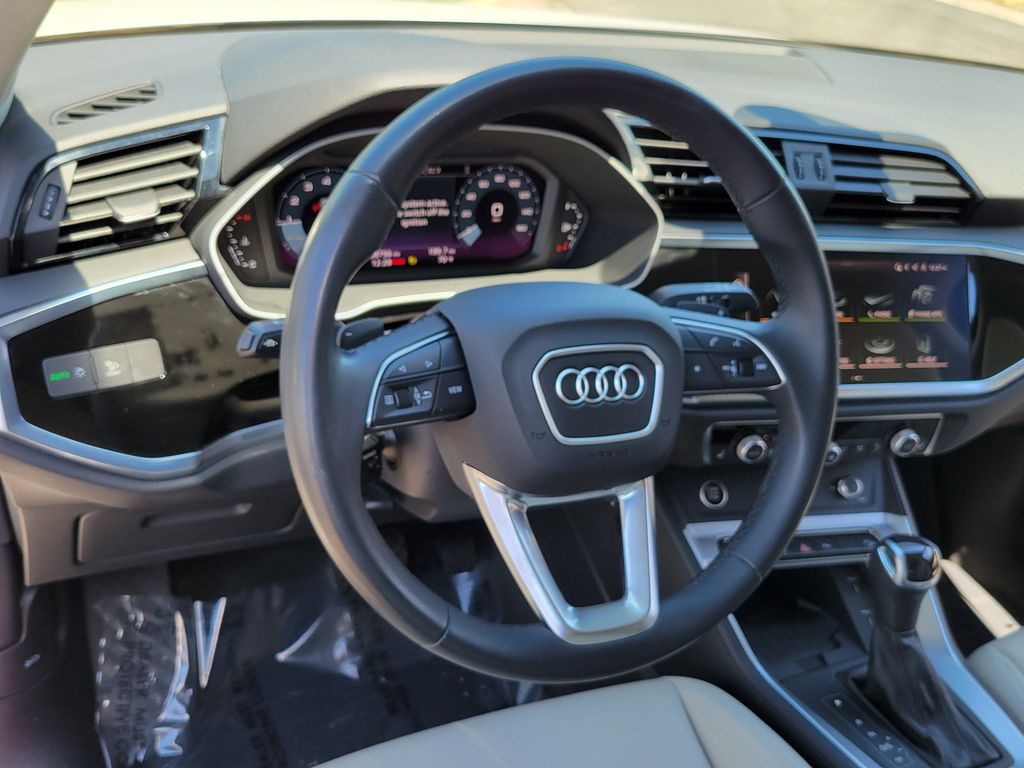 Thumbnail: 2024 Audi Q3 - 24