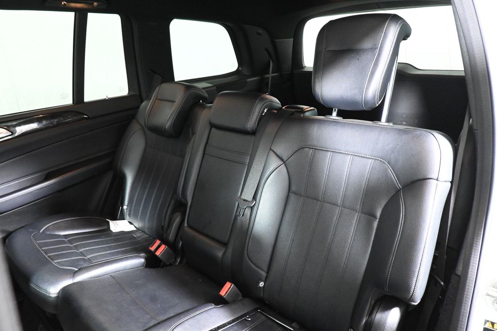 Thumbnail: 2019 Mercedes-Benz GLS - 4