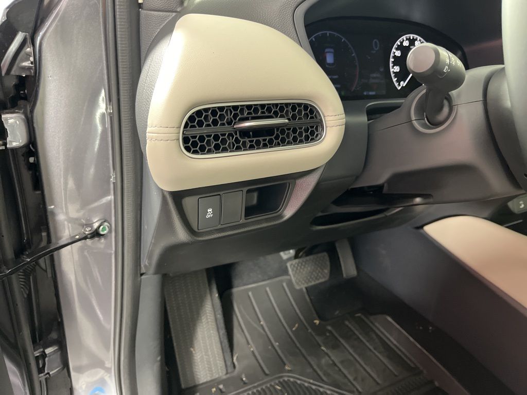 Thumbnail: 2026 Honda HR-V - 24