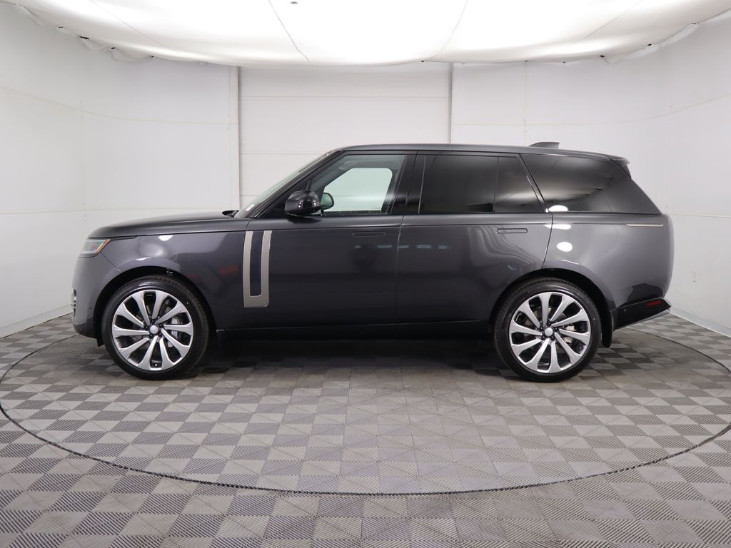Thumbnail: 2025 Land Rover Range Rover - 8