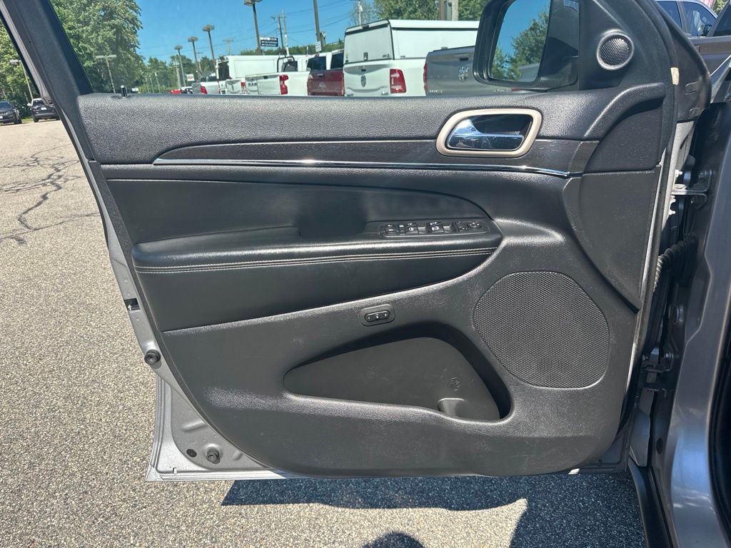 Used 2017 Jeep Grand Cherokee SUV