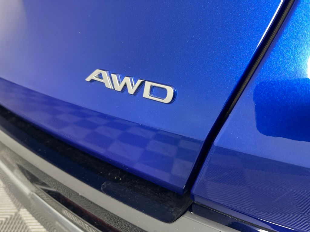 Thumbnail: 2025 Acura ADX - 19