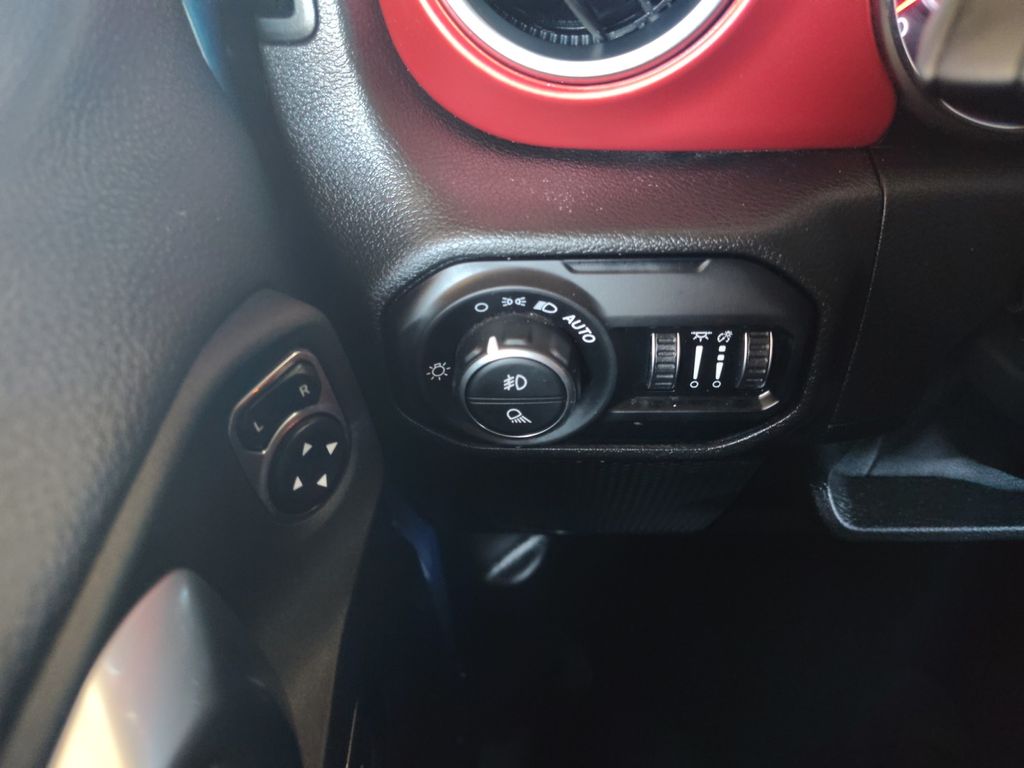 Used Car 2021 Jeep Gladiator  Rubicon For Sale Under $35,000 In Austin, Texas