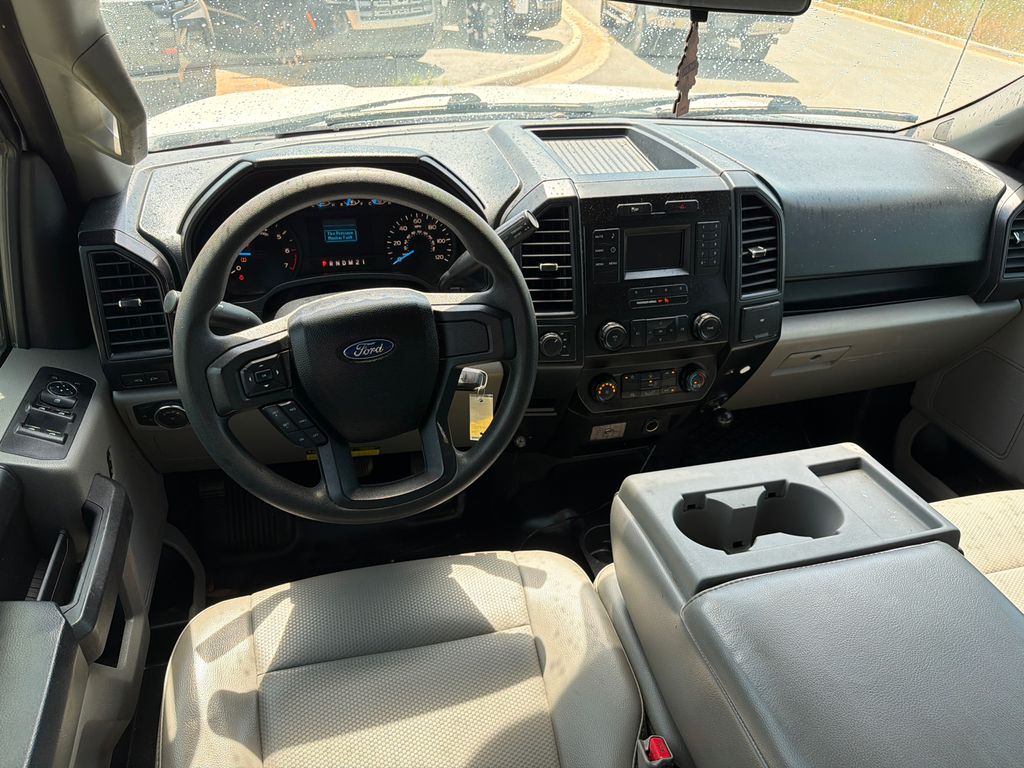 Used 2017 White Ford XL image 22