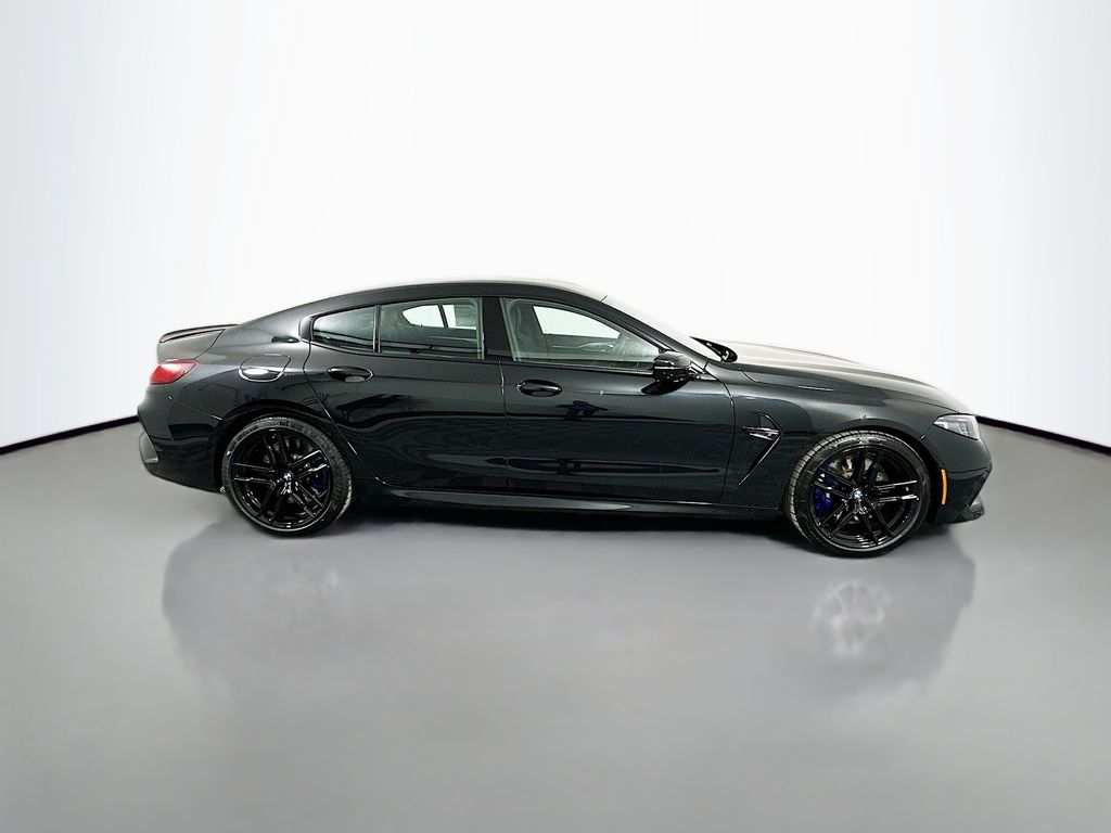 2025 BMW M8 Competition 4
