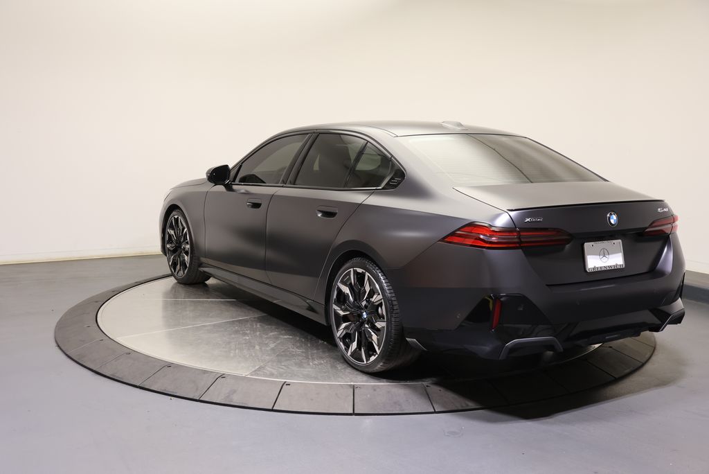 Thumbnail: 2024 BMW 5 Series - 5
