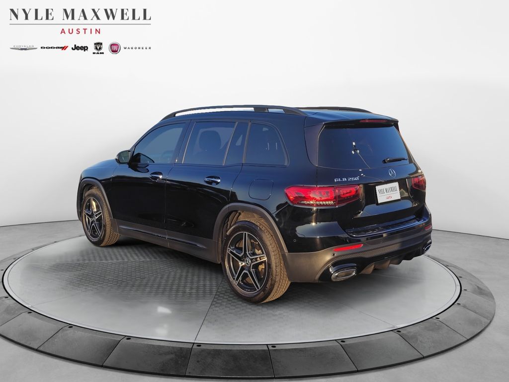 2021 Mercedes-benz Glb  Glb 250 In Austin, Texas