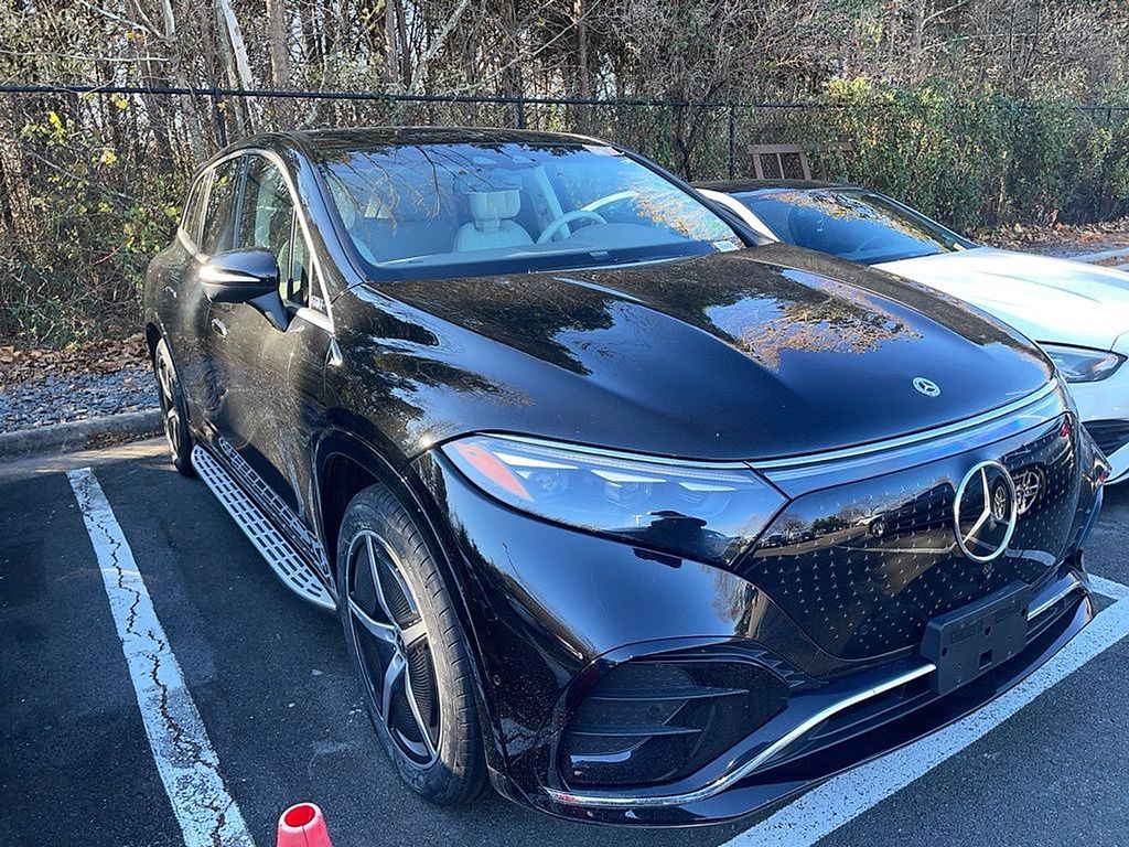 Thumbnail: 2023 Mercedes-Benz EQS - 3