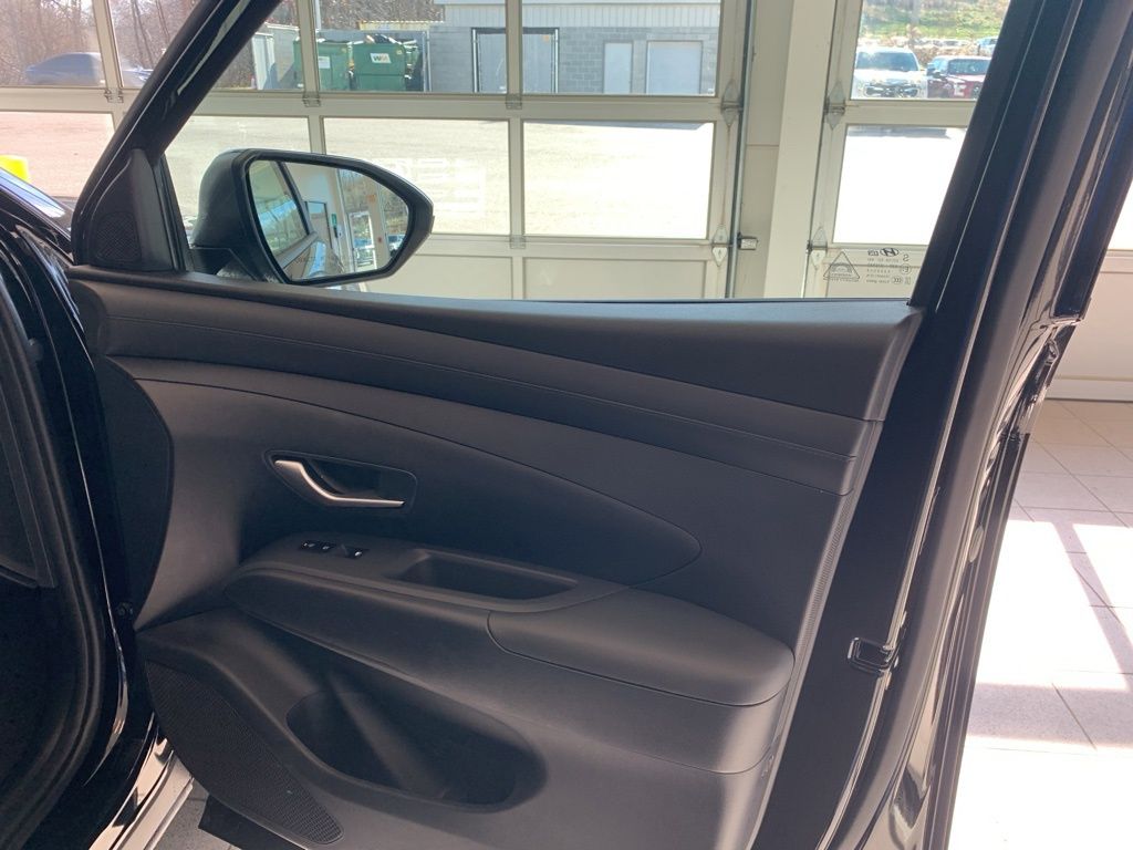 New 2026 Black Hyundai SEL image 21