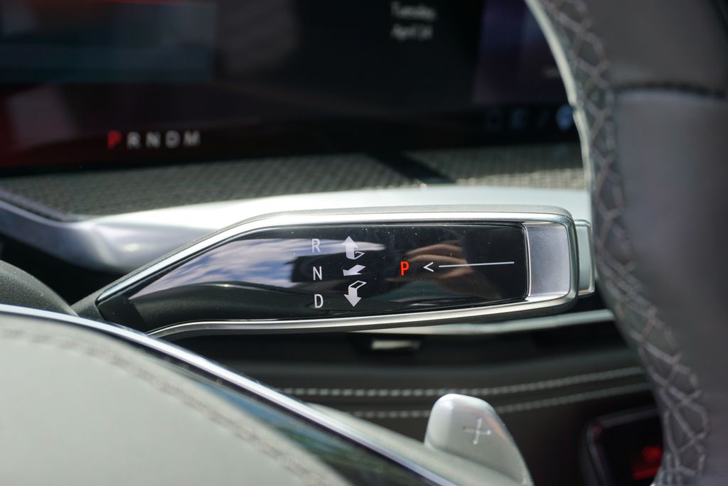 Thumbnail: 2025 Cadillac Escalade - 28