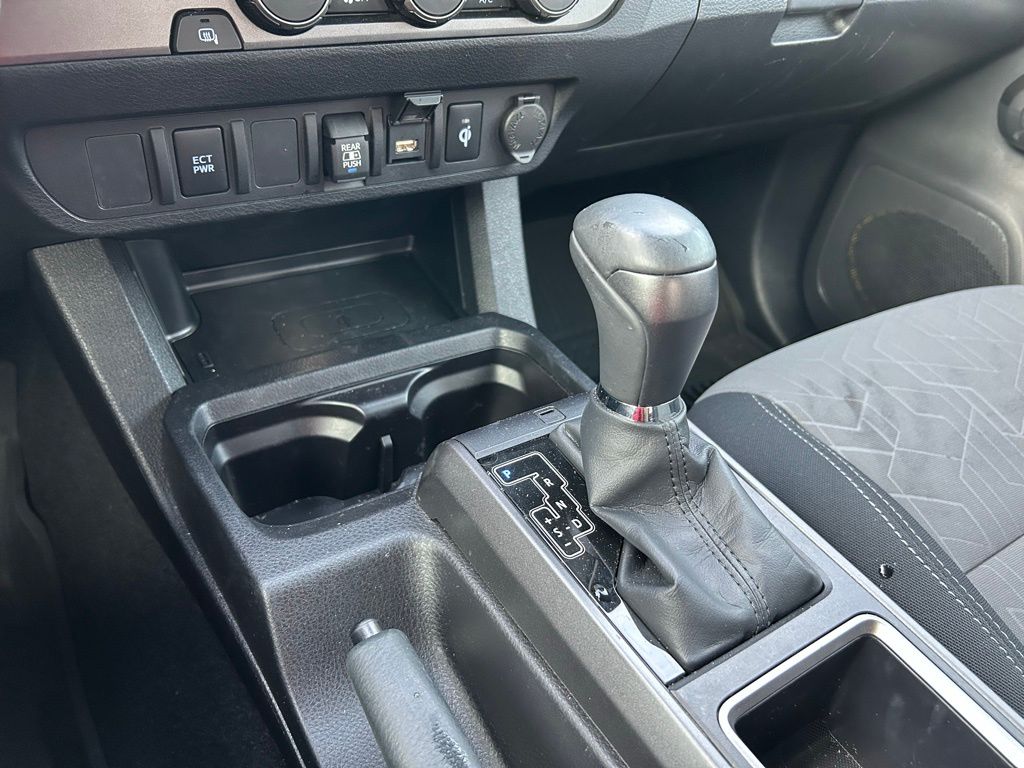 2023 Toyota Tacoma TRD Sport 28