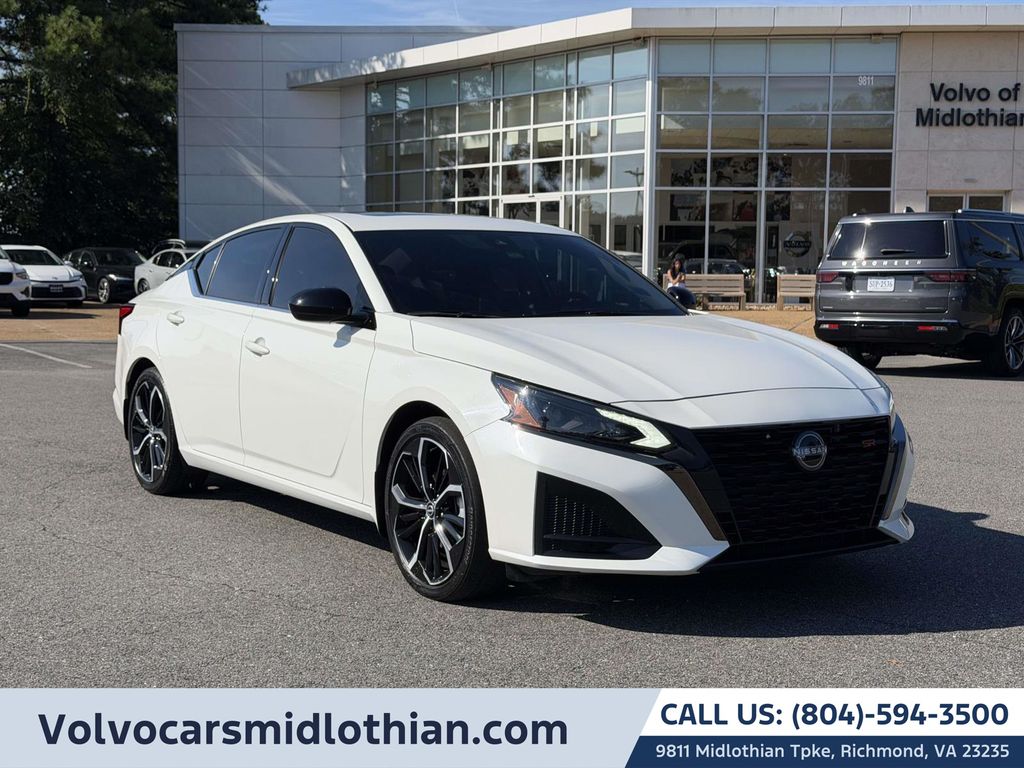 2024 Nissan Altima 2.5 SR FWD